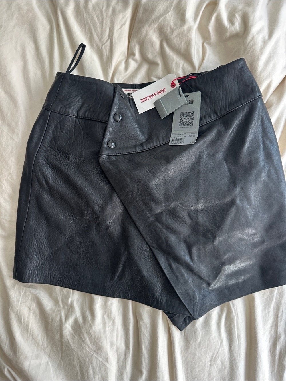 $598 NWT Zadig & Voltaire Black Asymmetric Faux Leather “Junko Cuir Biker” Skirt - Picture 3 of 6